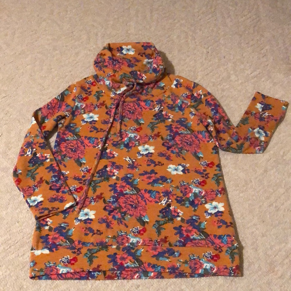 Wonderland by Orange Floral Turtleneck Sweater - size S